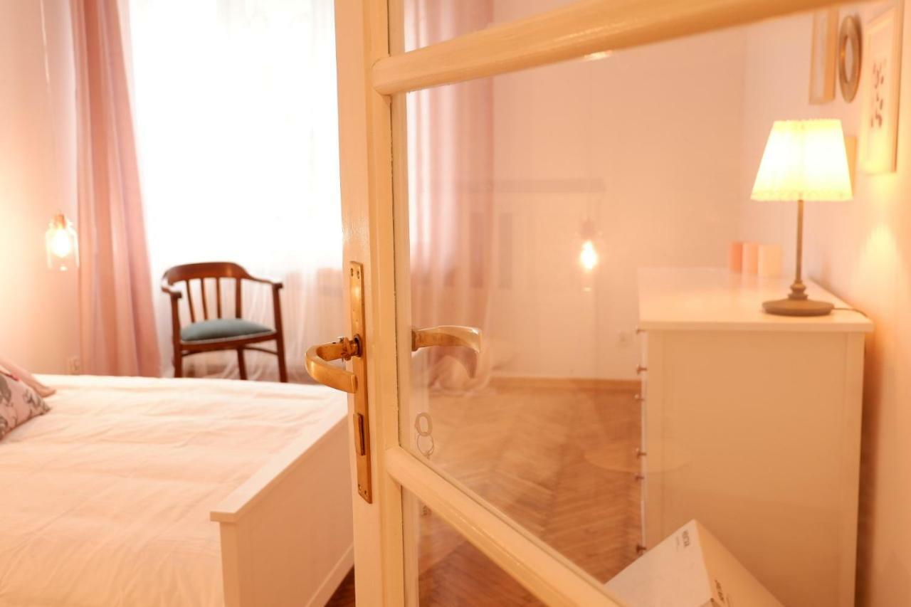 Singer Apartment Old Town Krasków Eksteriør bilde